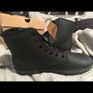 Shoreditch Greasy Black